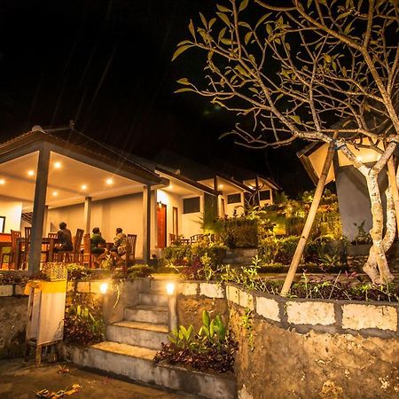 Singgahan Bungalow By Ecommerceloka Toyapakeh Zewnętrze zdjęcie