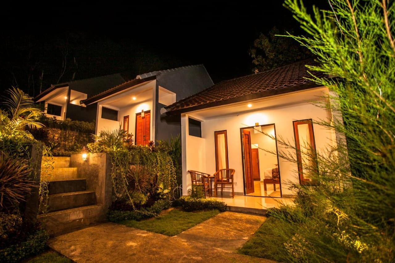 Singgahan Bungalow By Ecommerceloka Toyapakeh Zewnętrze zdjęcie